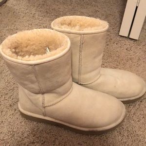 SAND UGG BOOTS